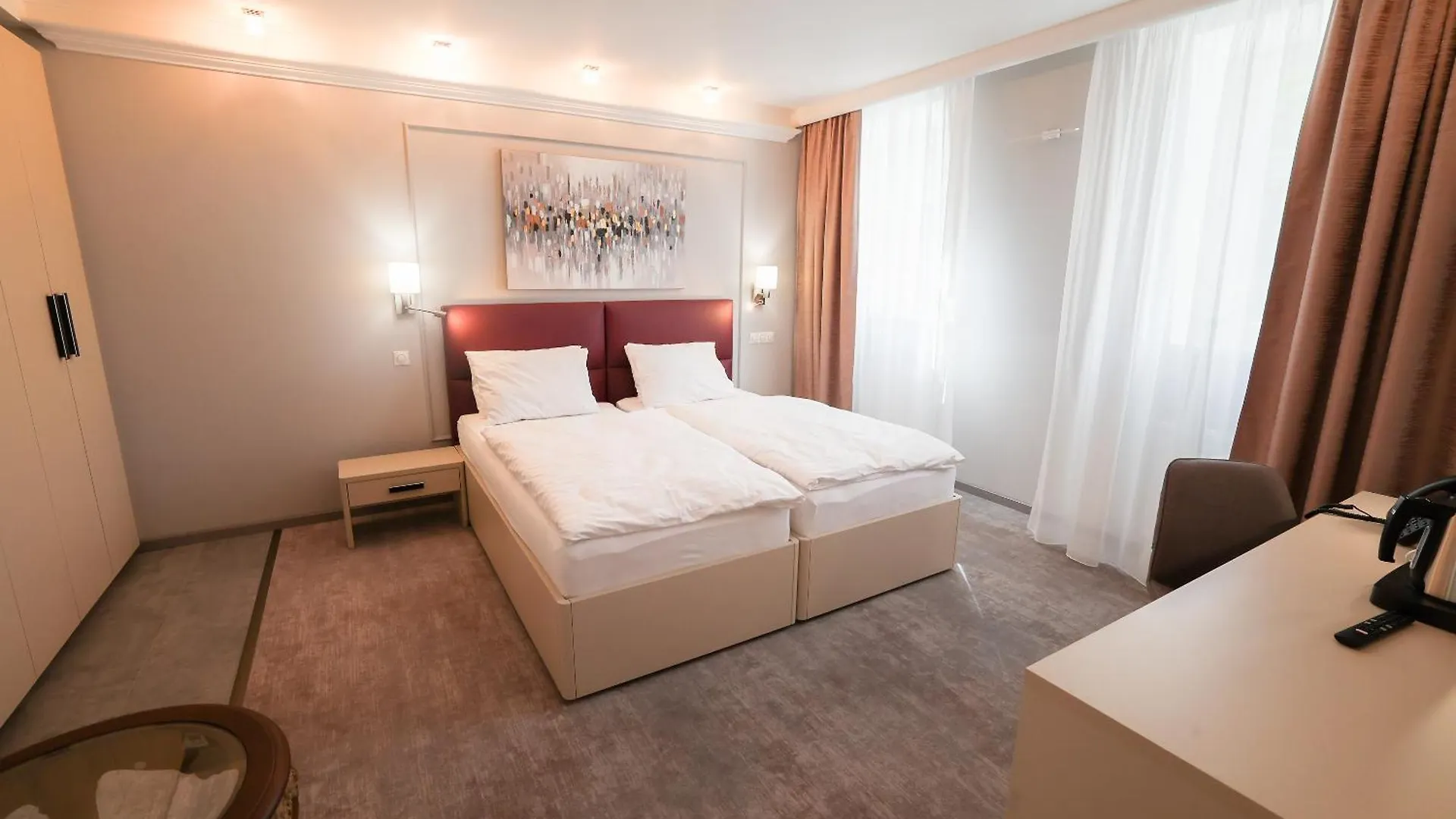 Boutique Hotel Ambiente ****+ カルロヴィ・ヴァリ