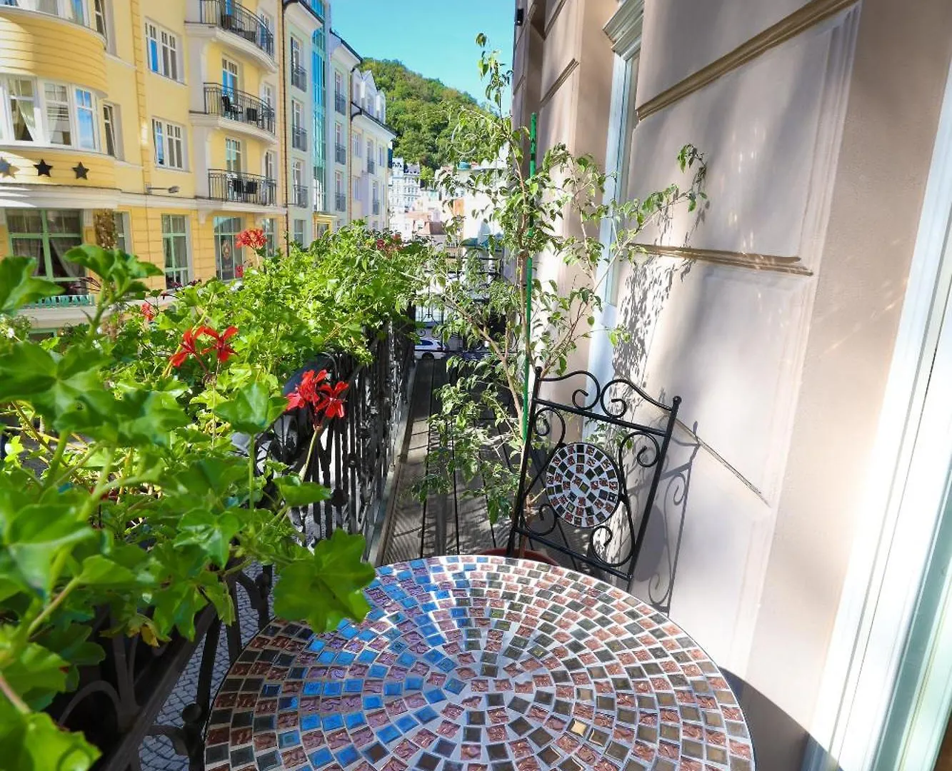 Boutique Hotel Ambiente ****+ カルロヴィ・ヴァリ